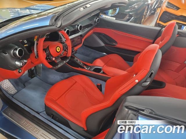 Ferrari 포르토피노 M 3.9 V8, 2022 7