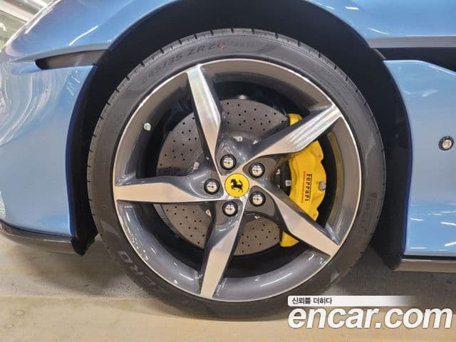 Ferrari 포르토피노 M 3.9 V8, 2022 19