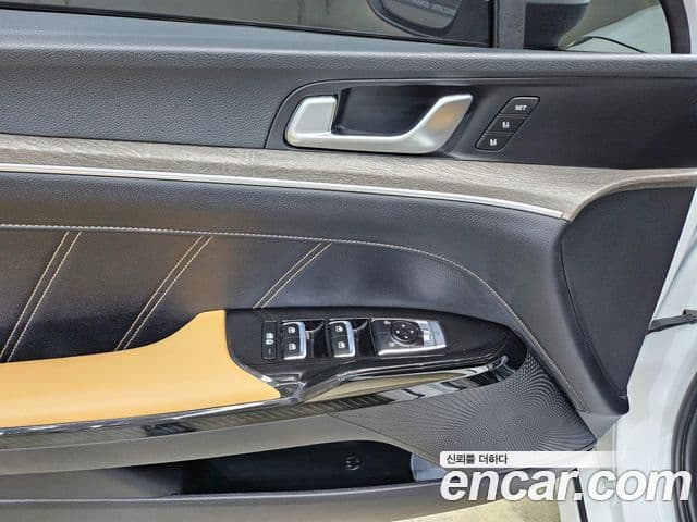 Kia K5 3세대 Signature, 2021 8