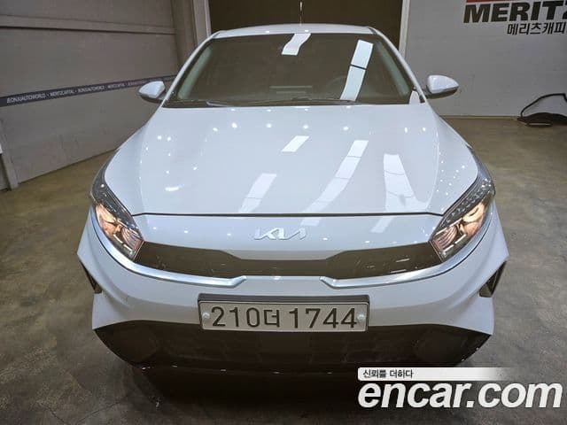 Kia The / новый New K3 2세대 Trendy, 2022 2