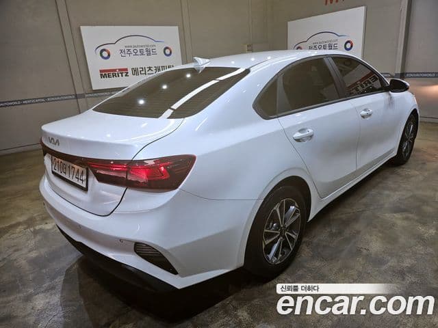 Kia The / новый New K3 2세대 Trendy, 2022 3