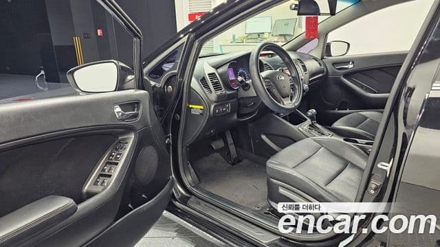 Kia K3 Prestige, 2014 11