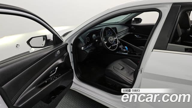 Hyundai Avante (CN7) Inspiration, 2021 11