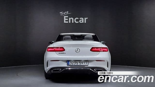 Mercedes-Benz E-класс W213 E220d кабриолет, 2020 4