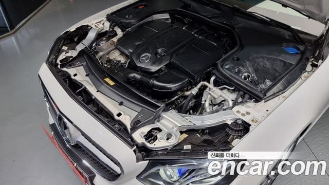 Mercedes-Benz E-класс W213 E220d кабриолет, 2020 6