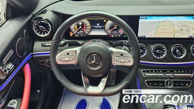 Mercedes-Benz E-класс W213 E220d кабриолет, 2020 13