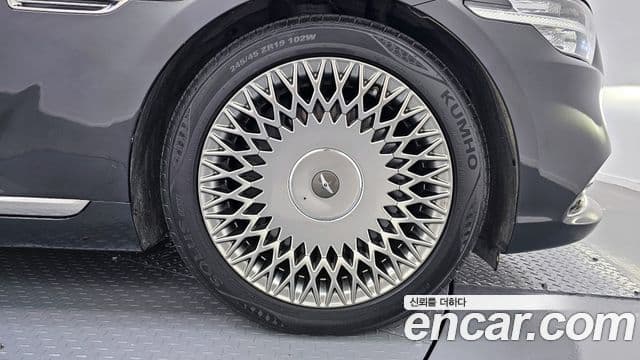 Genesis G90 Prestige, 2021 все фото