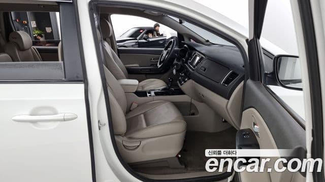 Kia All New Carnival 6인승 инвалидная коляска / для коляски Lift, 2015 11