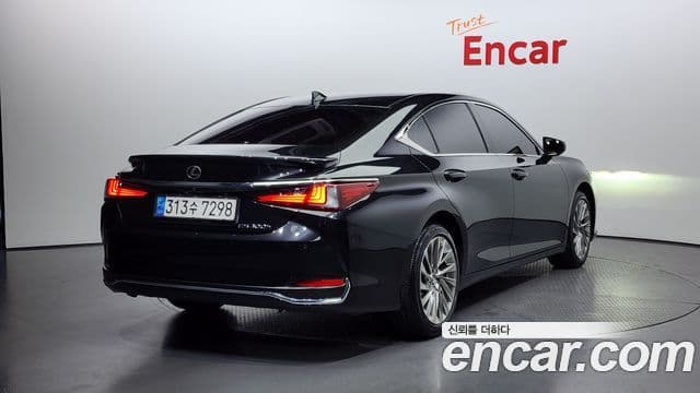 Lexus ES300h 7세대 Luxury Plus, 2023 2