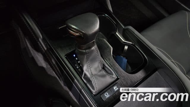 Lexus ES300h 7세대 Luxury Plus, 2023 9