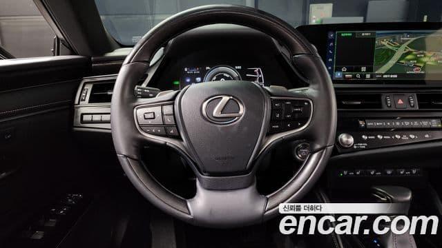 Lexus ES300h 7세대 Luxury Plus, 2023 12