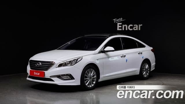 Hyundai LF Sonata Special, 2016 1