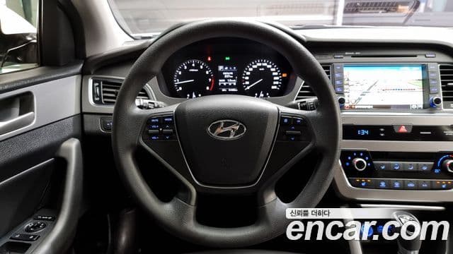 Hyundai LF Sonata Special, 2016 13