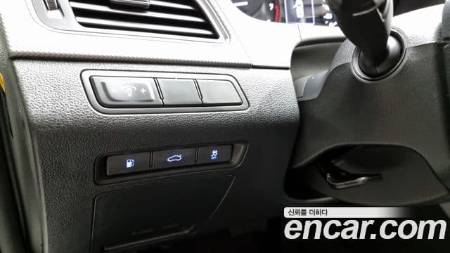 Hyundai LF Sonata Special, 2016 15