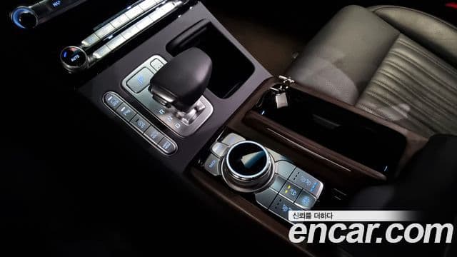 Genesis G90 Luxury, 2019 9