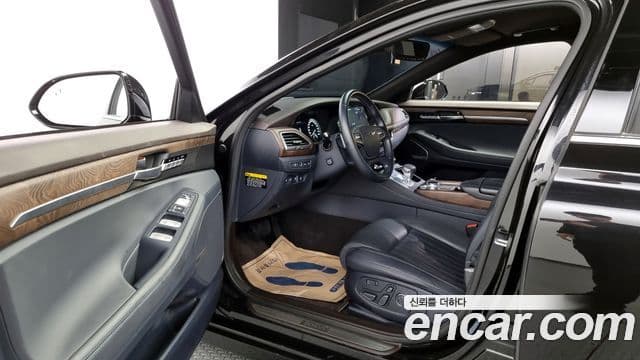 Genesis G90 Luxury, 2019 10