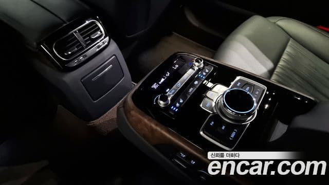 Genesis G90 Luxury, 2019 19