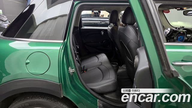 Mini Cooper 3세대, 2020 12