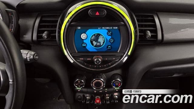 Mini Cooper 3세대, 2020 14