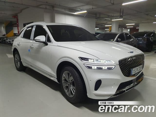 Genesis GV70, 2024 3