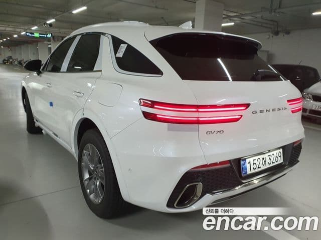 Genesis GV70, 2024 6