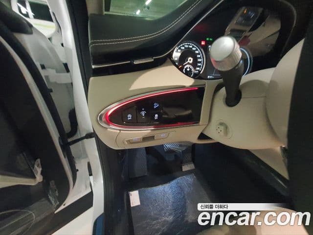 Genesis GV70, 2024 10