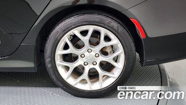 크라이슬러 200 2세대, 2015 все фото