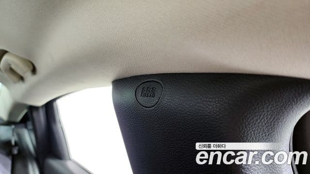 크라이슬러 200 2세대, 2015 13