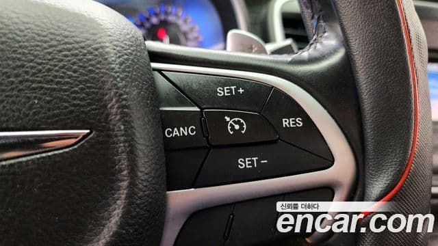 크라이슬러 200 2세대, 2015 16