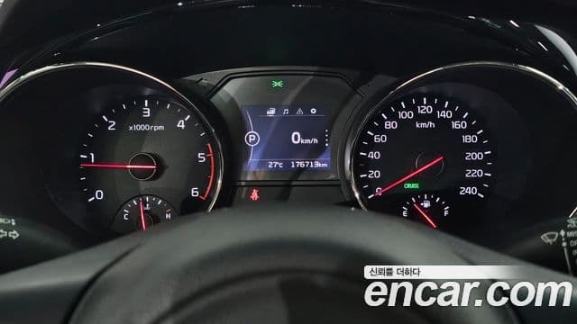 Kia All New Carnival Prestige, 2016 8