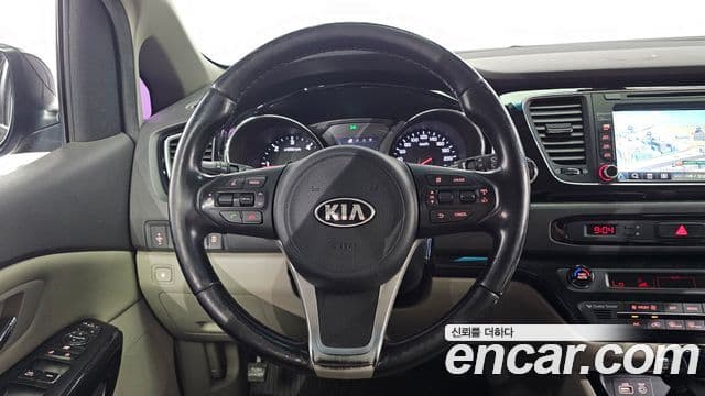 Kia All New Carnival Prestige, 2016 14