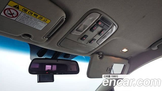 Kia All New Carnival Prestige, 2016 17