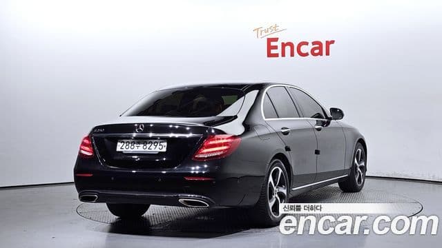 Mercedes-Benz E-класс W213 Avantgarde, 2020 2