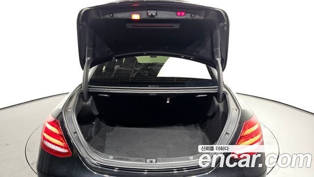 Mercedes-Benz E-класс W213 Avantgarde, 2020 20