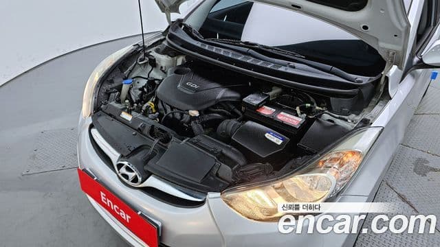 Hyundai Avante MD Premier, 2011 6