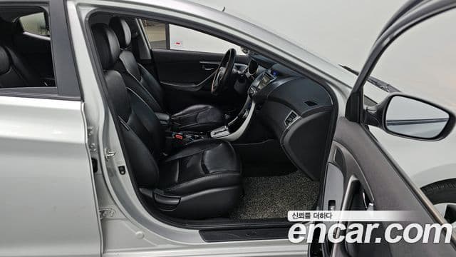 Hyundai Avante MD Premier, 2011 18