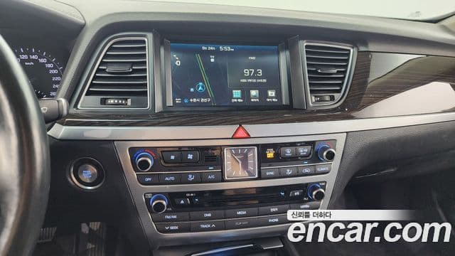 Genesis G80 Luxury, 2017 16