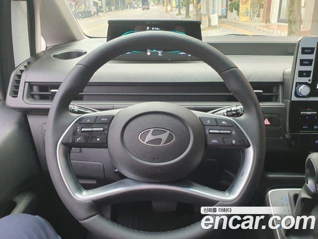 Hyundai Staria Modern, 2025 7