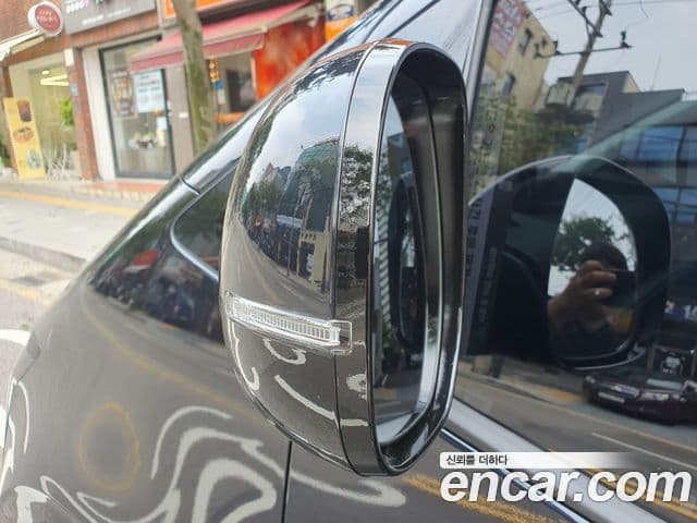 Hyundai Staria Modern, 2025 12