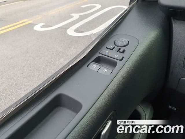 Hyundai Staria Modern, 2025 15