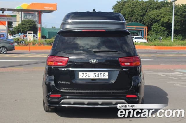 Kia The / новый New Carnival бензин 7인승 High Limousine(компания по спецнадстройкам), 2019 3