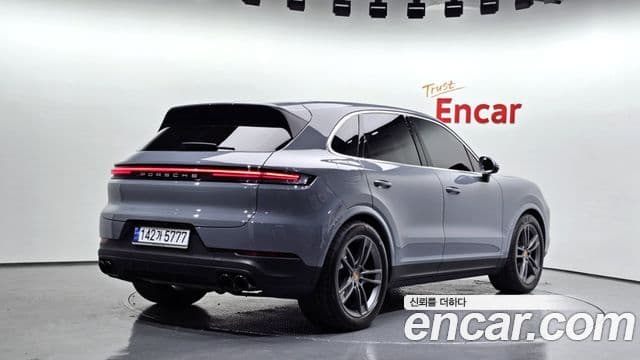 Porsche Cayenne (PO536), 2024 2