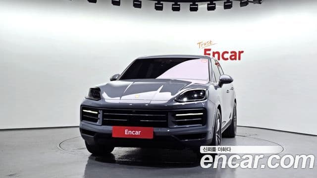 Porsche Cayenne (PO536), 2024 3