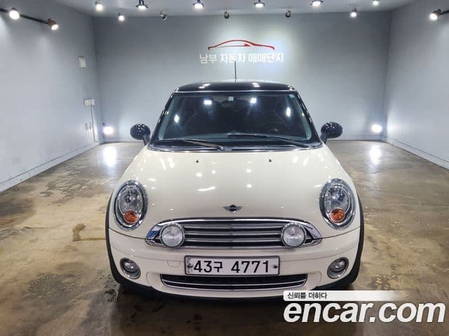 Mini Cooper SE, 2010 2