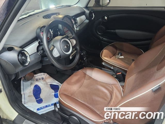 Mini Cooper SE, 2010 7