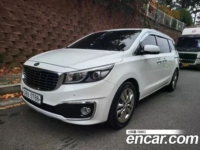 Kia All New Carnival Noblesse, 2016 1