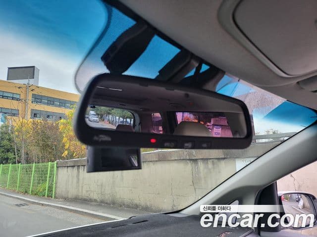 Kia All New Carnival Noblesse, 2016 12