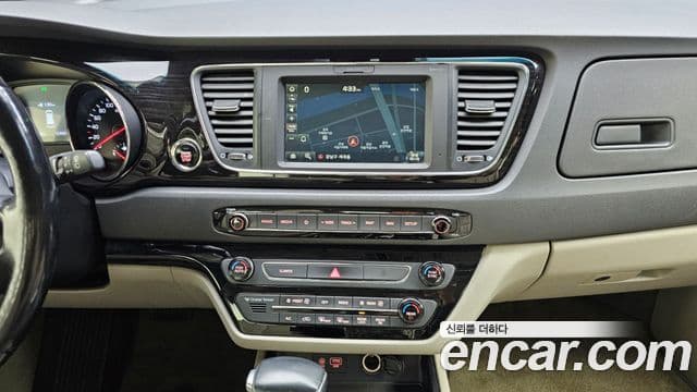 Kia The / новый New Carnival Noblesse, 2019 14