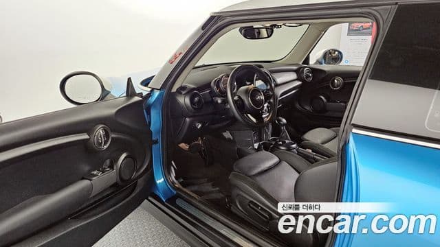 Mini Cooper 3세대, 2019 11
