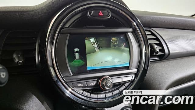 Mini Cooper 3세대, 2019 17